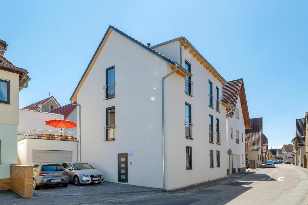 Hygge Home - Mit Garten Und Stellplatz Fuer Feriengaeste-, Monteure / Netflix / 10 Min. Zur Sinsheim Therme Und Zur Autobahn Bagian luar foto