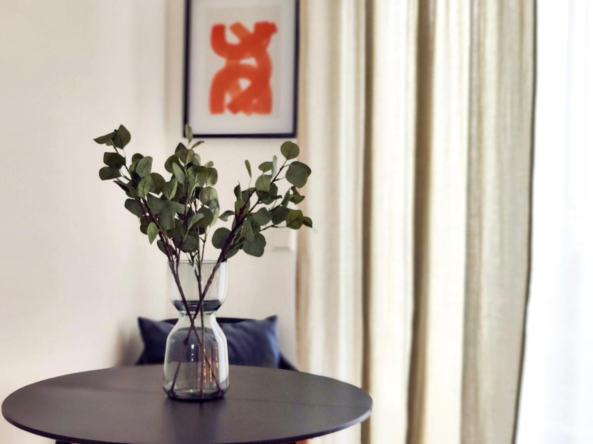 Hygge Home - Mit Garten Und Stellplatz Fuer Feriengaeste-, Monteure / Netflix / 10 Min. Zur Sinsheim Therme Und Zur Autobahn Bagian luar foto